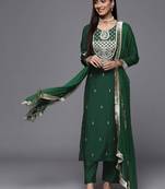 Women Floral Embroidered Kurta with Trousers & Dupatta