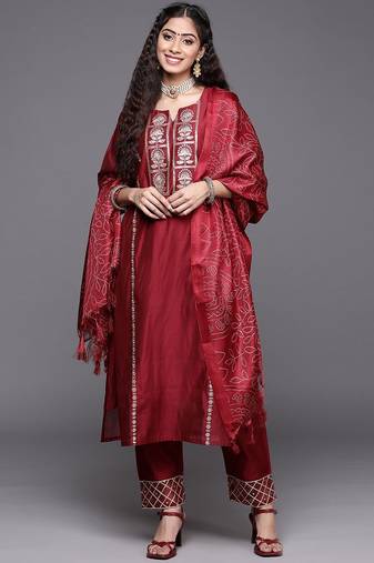 Women Maroon Embroidered Kurta with Trousers & With Dupatta