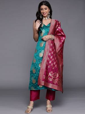 Women Blue Kurta with Trousers & With Dupatta 5
