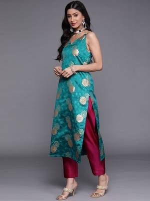 Women Blue Kurta with Trousers & With Dupatta 6