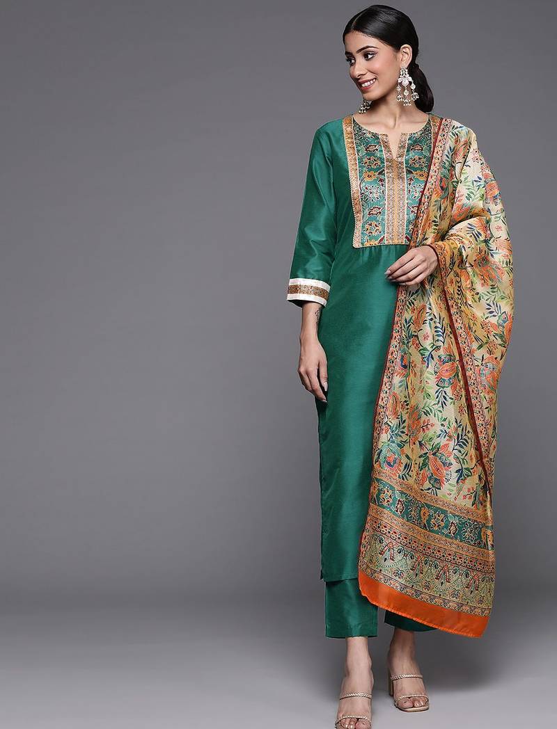 Women Green Ethnic Motifs Yoke Design Kurta with Trousers & With Dupatta