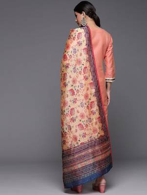 Women Peach-Coloured Ethnic Motifs Printed Kurta with Trousers & Dupatta 6