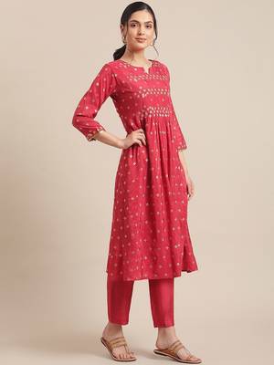 Women Red & Gold-Toned Floral Embroidered Mirror Work Pleated Kurta With Trousers 4