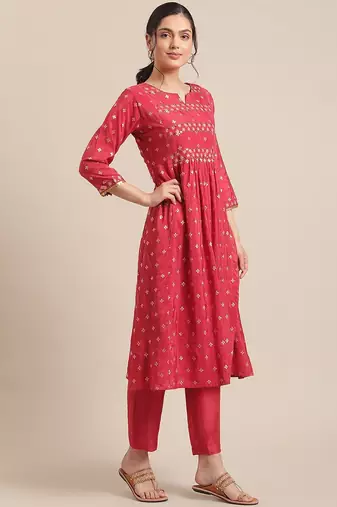 Women Red & Gold-Toned Floral Embroidered Mirror Work Pleated Kurta With Trousers