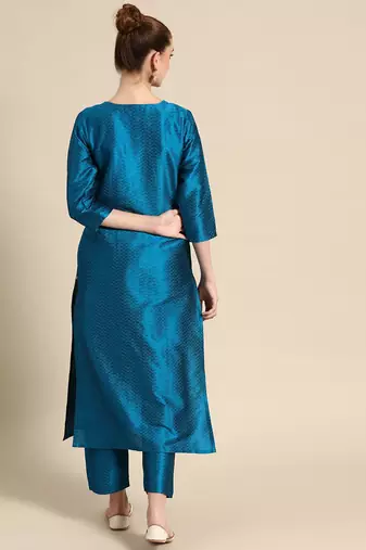 Women Blue & Golden Embroidered Jacquard Kurta with Trousers