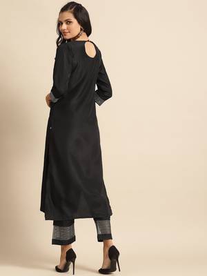 Women Black & Golden Embroidered Sequinned Yoke Design Kurta & Trousers 4
