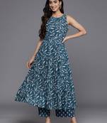 Women Floral Printed Regular Pure Cotton Kurta with Trousers