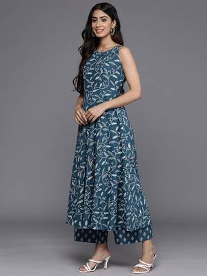 Women Floral Printed Regular Pure Cotton Kurta with Trousers 4