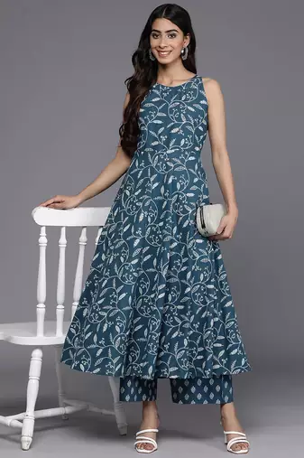 Women Floral Printed Regular Pure Cotton Kurta with Trousers