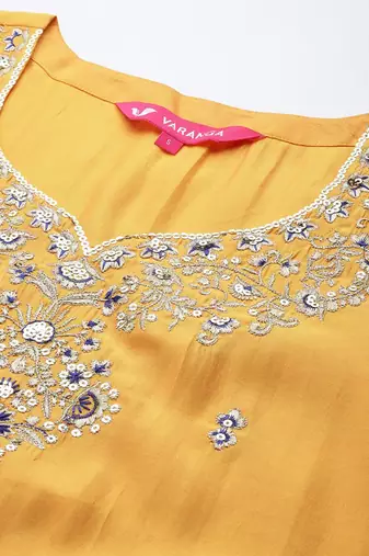 Ethnic Motifs Embroidered Regular Sequinned Kurta with Trousers & Dupatta