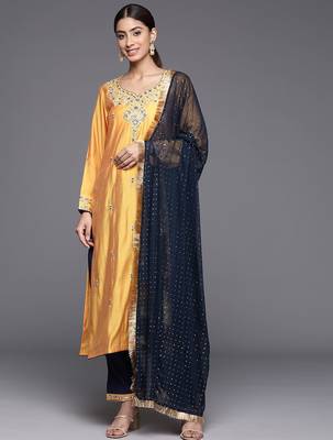 Ethnic Motifs Embroidered Regular Sequinned Kurta with Trousers & Dupatta 1