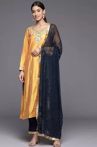 Ethnic Motifs Embroidered Regular Sequinned Kurta with Trousers & Dupatta