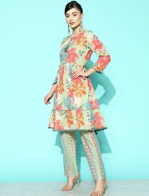 Women Sea Green Floral Printed Sequinned Pure Cotton Kurta with Trousers 4