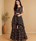 Women Ethnic Motifs Printed Regular Kurti with Sharara