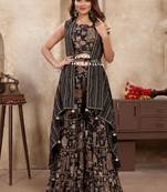Women Embroidered Viscose Rayon Kurta Sets