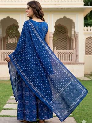 Women Ethnic Motifs Printed Empire Thread Work Pure Cotton Kurta with Sharara & With Dupatta 2