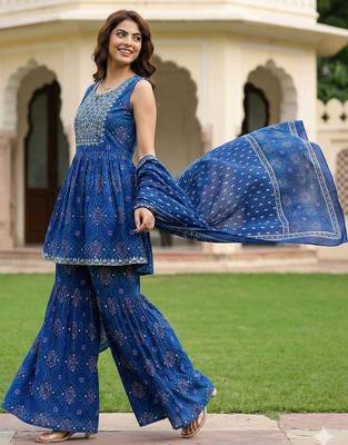 Women Ethnic Motifs Printed Empire Thread Work Pure Cotton Kurta with Sharara & With Dupatta 3