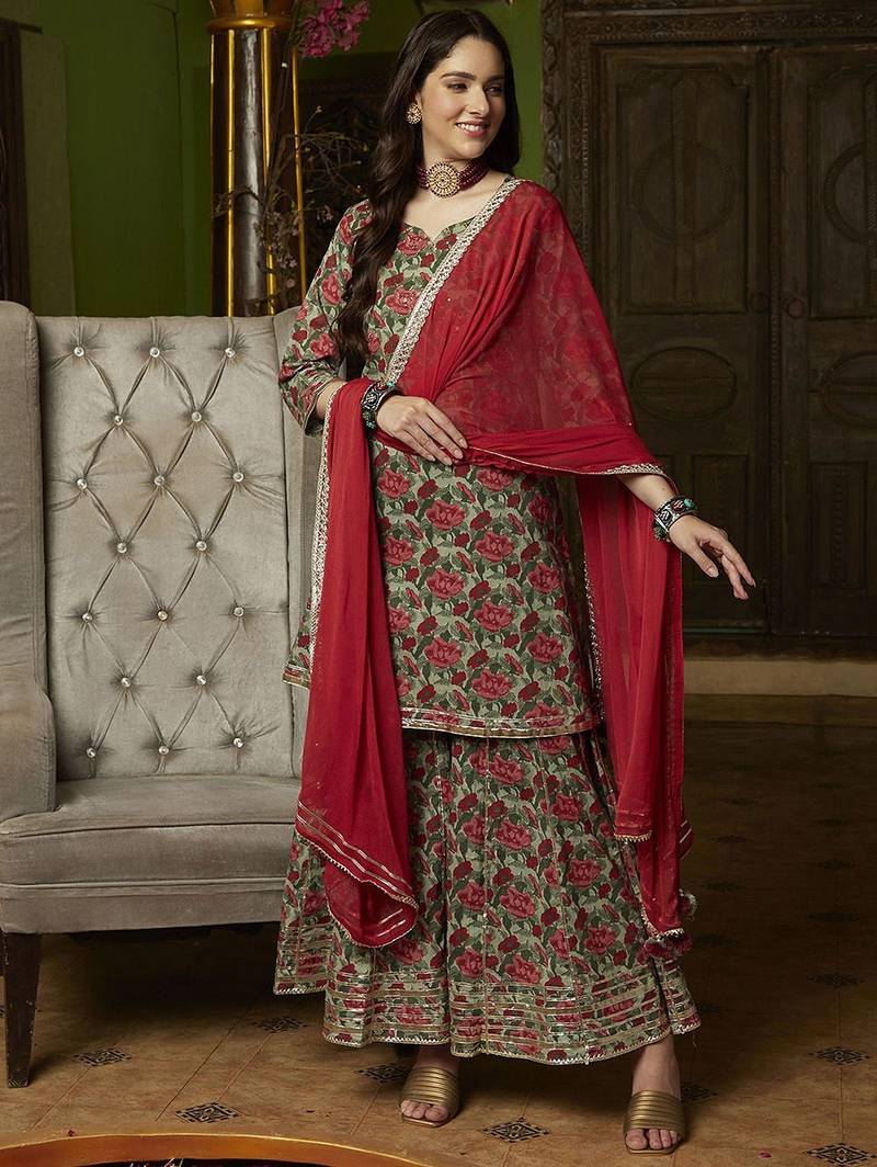 Women Floral Embroidered Empire Pure Cotton Kurta with Trousers & Dupatta