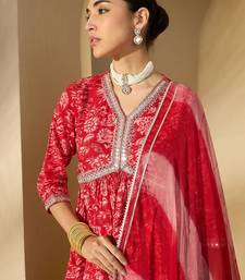 Women Printed Empire Mirror Work Pure Cotton Kurta with Sharara & With Dupatta