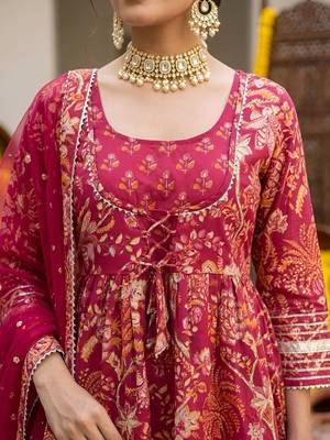 Women Ethnic Motifs Printed Regular Pure Cotton Kurta with Sharara & With Dupatta 7