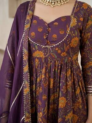 Women Paisley Printed Regular Gotta Patti Pure Cotton Kurta with Sharara & With Dupatta 2