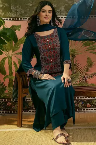 Printed Round Neck Kurta & Palazzos With Dupatta