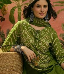 Printed Round Neck Kurta Trousers & Dupatta