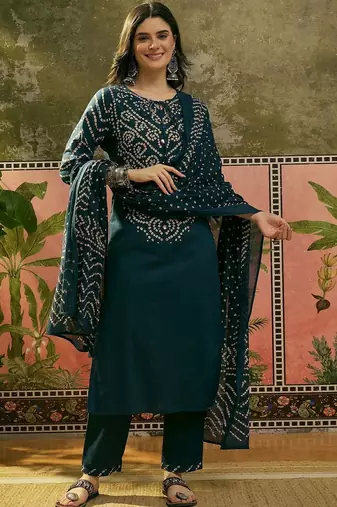 Printed V Neck Kurta Trousers & Dupatta