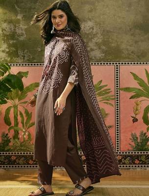 Printed Pure Cotton Round Neck Kurta & Trousers With Dupatta 3