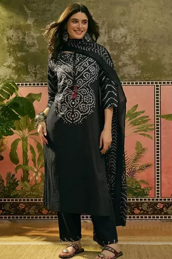 Printed Pure Cotton Round Neck Kurta & Trousers With Dupatta