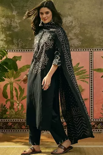 Printed Pure Cotton Round Neck Kurta & Trousers With Dupatta