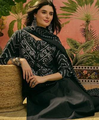Printed Pure Cotton Round Neck Kurta & Trousers With Dupatta 6