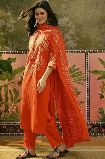 Printed Pure Cotton Round Neck Kurta & Trousers With Dupatta