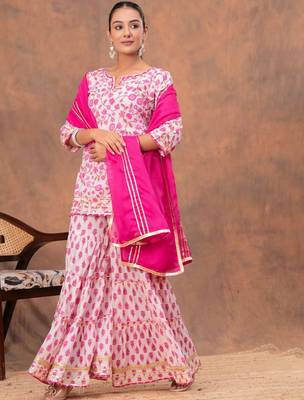 Women Floral Printed Pure Cotton Kurti with Sharara & Dupatta 4