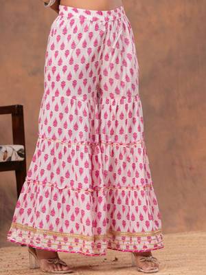 Women Floral Printed Pure Cotton Kurti with Sharara & Dupatta 7