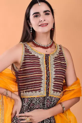 Women Ethnic Motifs Printed Tiered Gotta Patti Kurta With Sharara And Dupatta