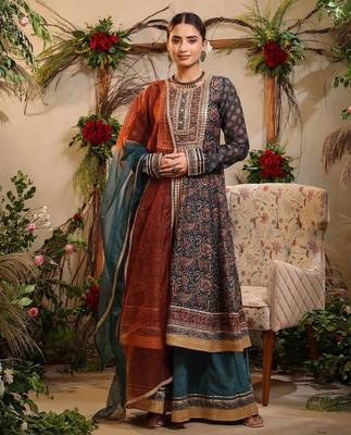 Women Ethnic Motifs Embroidered Anarkali Kurta With Sharara And Dupatta 6