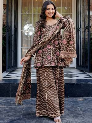 Women Floral Printed Layered Gotta Patti Pure Cotton Kurta with Palazzos & With Dupatta 3