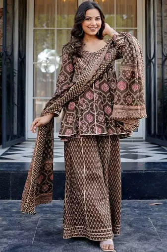 Women Floral Printed Layered Gotta Patti Pure Cotton Kurta with Palazzos & With Dupatta