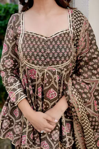 Women Floral Printed Layered Gotta Patti Pure Cotton Kurta with Palazzos & With Dupatta