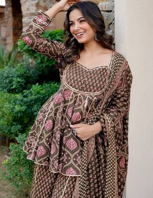 Women Floral Printed Layered Gotta Patti Pure Cotton Kurta with Palazzos & With Dupatta 7