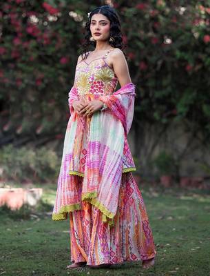 Women Ethnic Motifs Embroidered Pure Cotton Kurta With Sharara And Dupatta 4