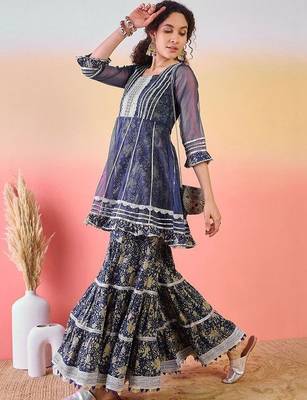 Women Ethnic Motifs Printed Pleated Thread Work Pure Cotton Kurta with Sharara 3
