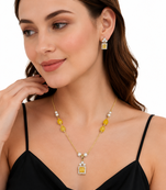 Yellow stone & pearl pendant necklace and earrings jewellery set gold-toned chain, crystal accents, beaded necklaces.