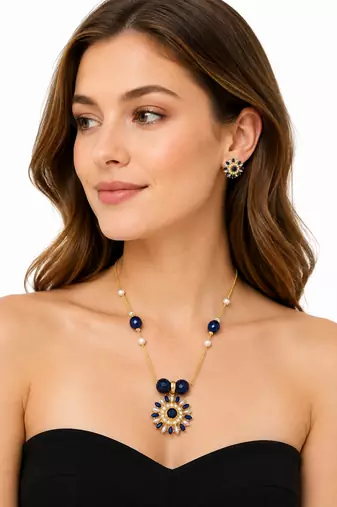 Blue crystal & pearl floral pendant necklace, stud earrings included, bead accents, sunflower design, women's jewellery