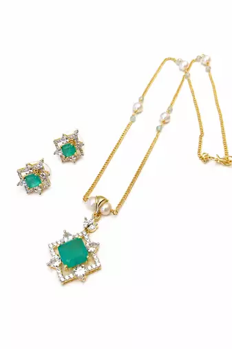 Emerald green cz pendant necklace and earrings jewellery set pearl beaded chain, star-shaped pendant, cz stone accents.