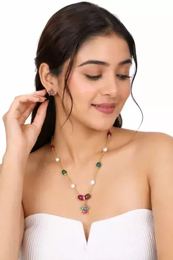 Gold-toned floral pendant necklace & earrings jewellery set ruby & emerald beads, pearl accents, multicolour stone chain