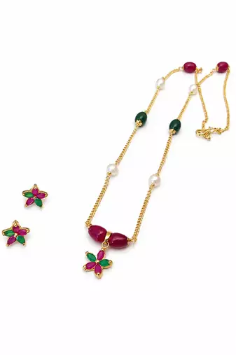 Gold-toned floral pendant necklace & earrings jewellery set ruby & emerald beads, pearl accents, multicolour stone chain