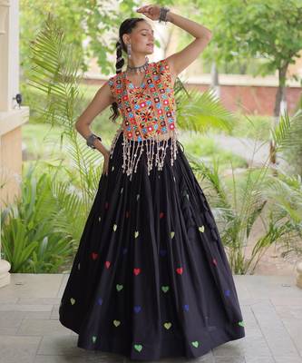 Black Cotton Navratri Readymade Lehenga Choli with Thread Embroidery Work 4