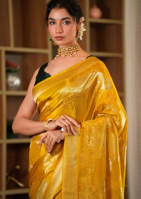 meher mustard viscose crepe saree with contrast blouse. 100% authentic handloom 3